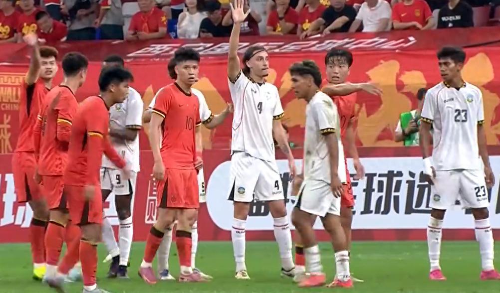 开云体育-中国男足10-0大胜北马，基本出线！球员评价：2人获满分，1人高分
