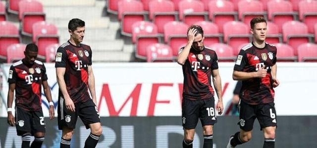 开云官网-复出之战状态平平 想破纪录莱万需3场进4球